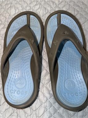 CROCS Disney Mickey Mouse Athens Flip Flops Thong Sandals W7 M5 Comfort